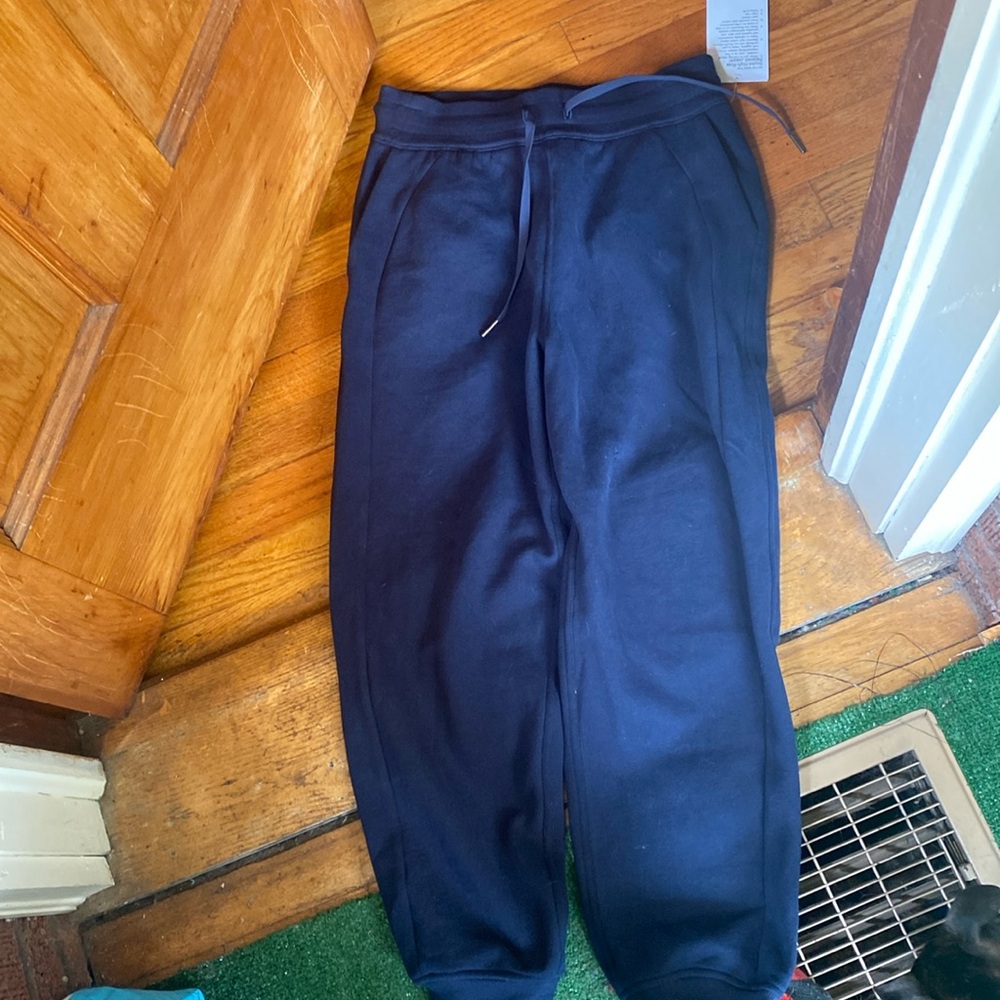 Lululemon Scuba High-Rise Relaxed Jogger